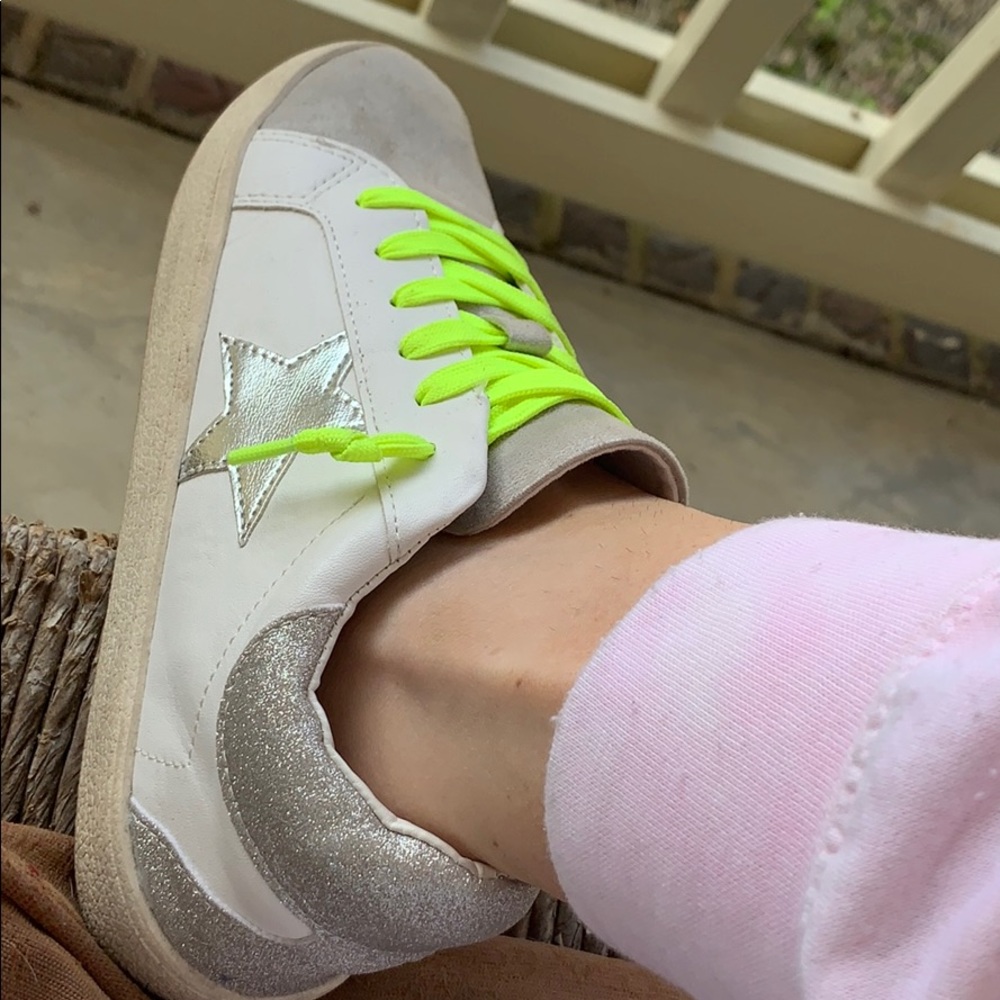 Madden Girl Linlee Slip on Star Sneakers!